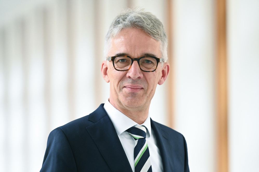 Ambasadori gjerman kërkon zbatim të kujdesshëm të ligjit për të huajt në Kosovë, pa cenuar shërbimet bazë